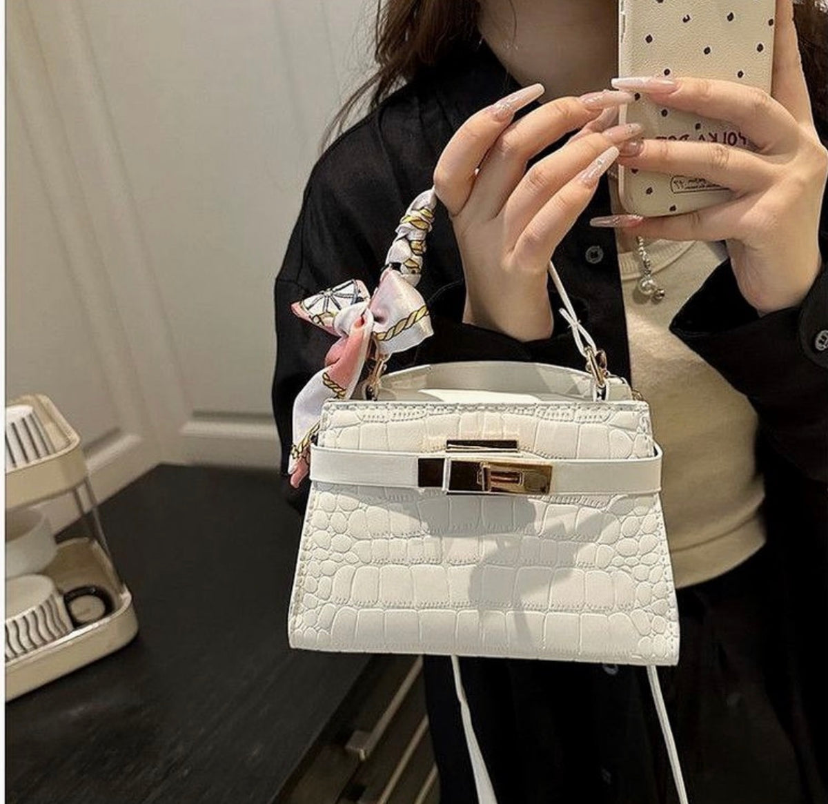Sac à main: écharpe