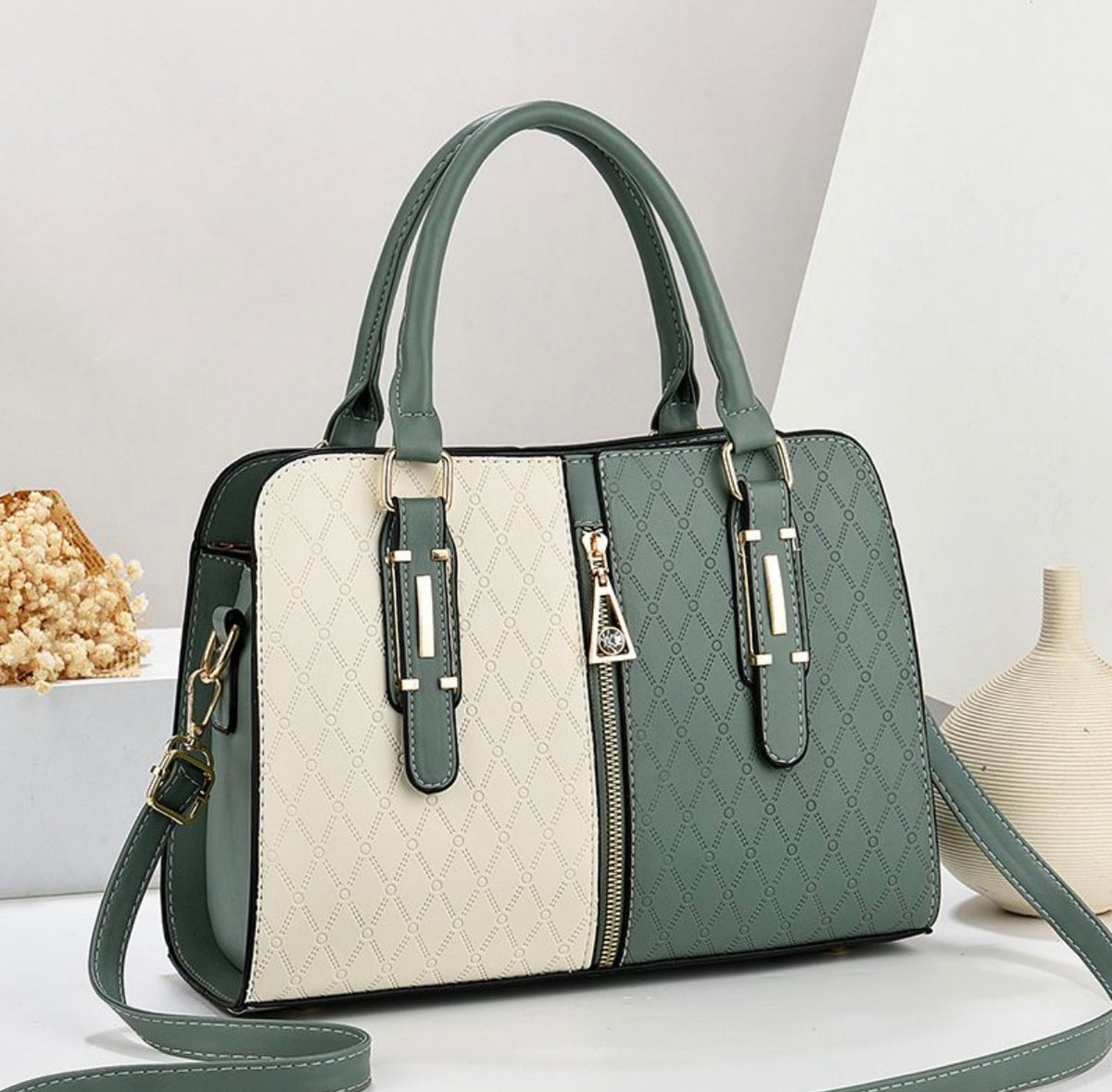 Sac à main : travail